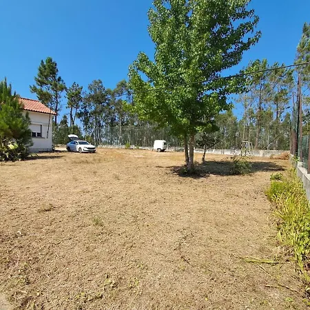 Casas Chris Cavadas 펜션 Valarinho (Pombal)