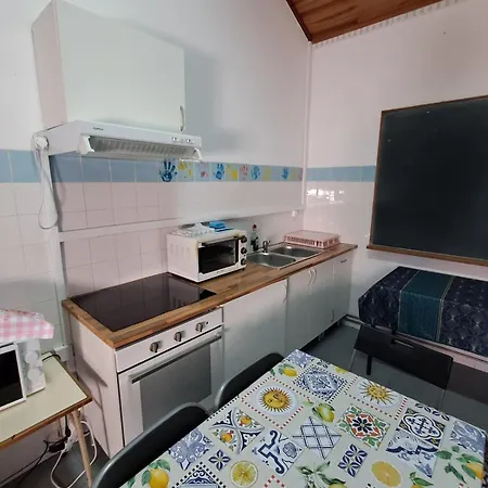 Casas Chris Cavadas Nyaraló Valarinho (Pombal)